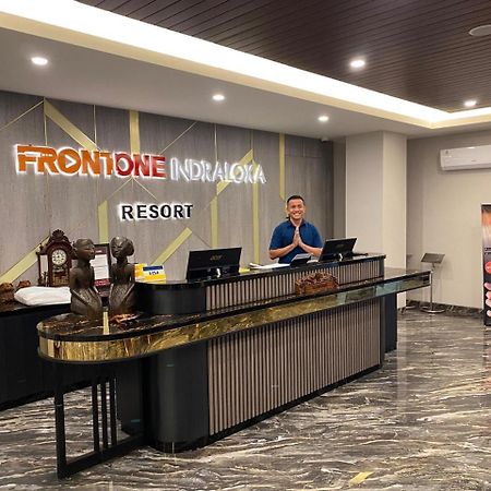 Front One Resort Indraloka Temanggung Eksteriør billede