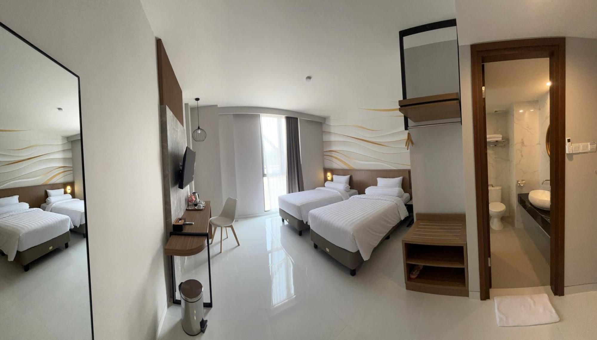 Front One Resort Indraloka Temanggung Eksteriør billede