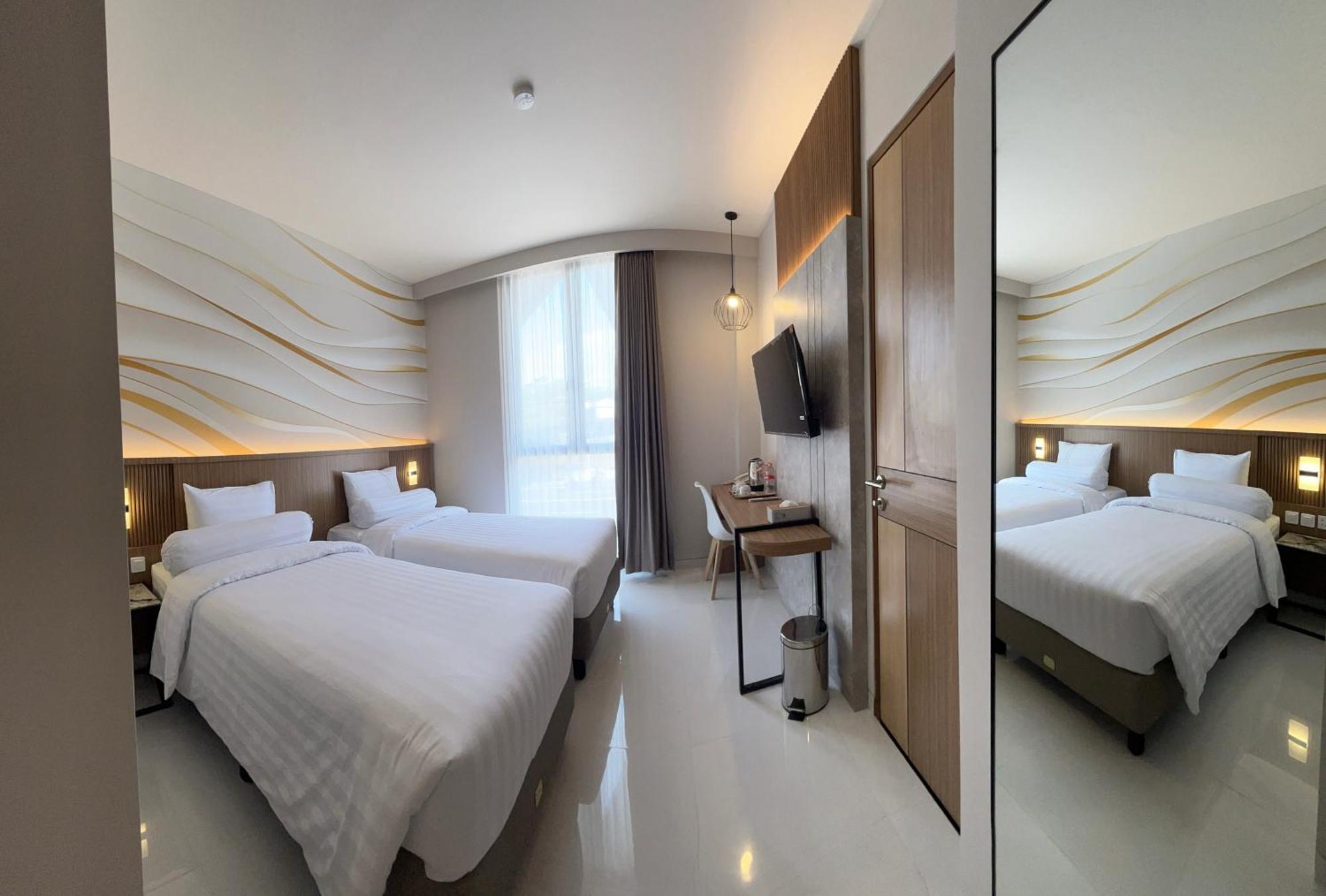 Front One Resort Indraloka Temanggung Eksteriør billede