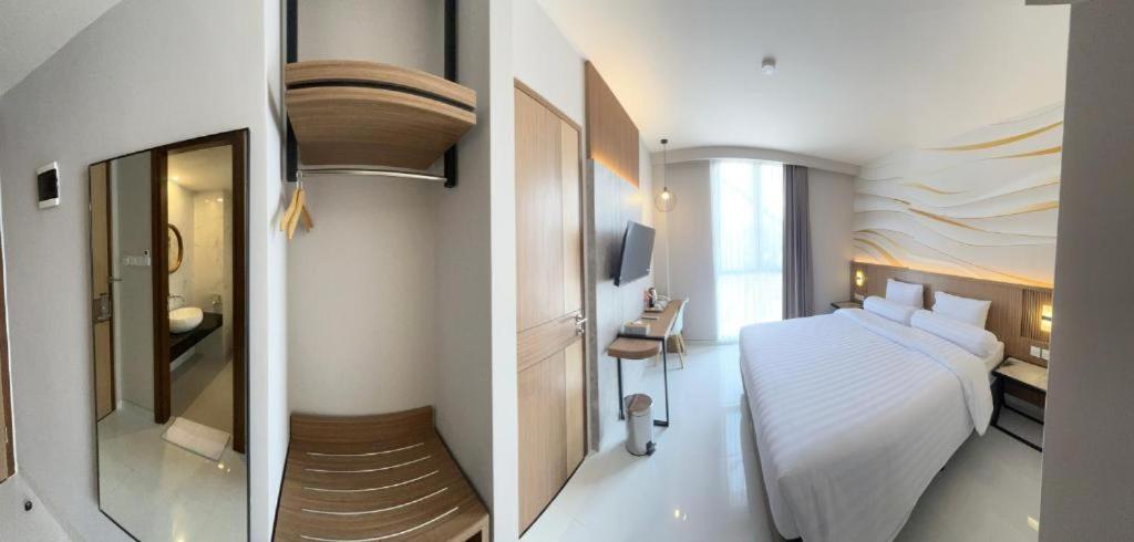 Front One Resort Indraloka Temanggung Eksteriør billede